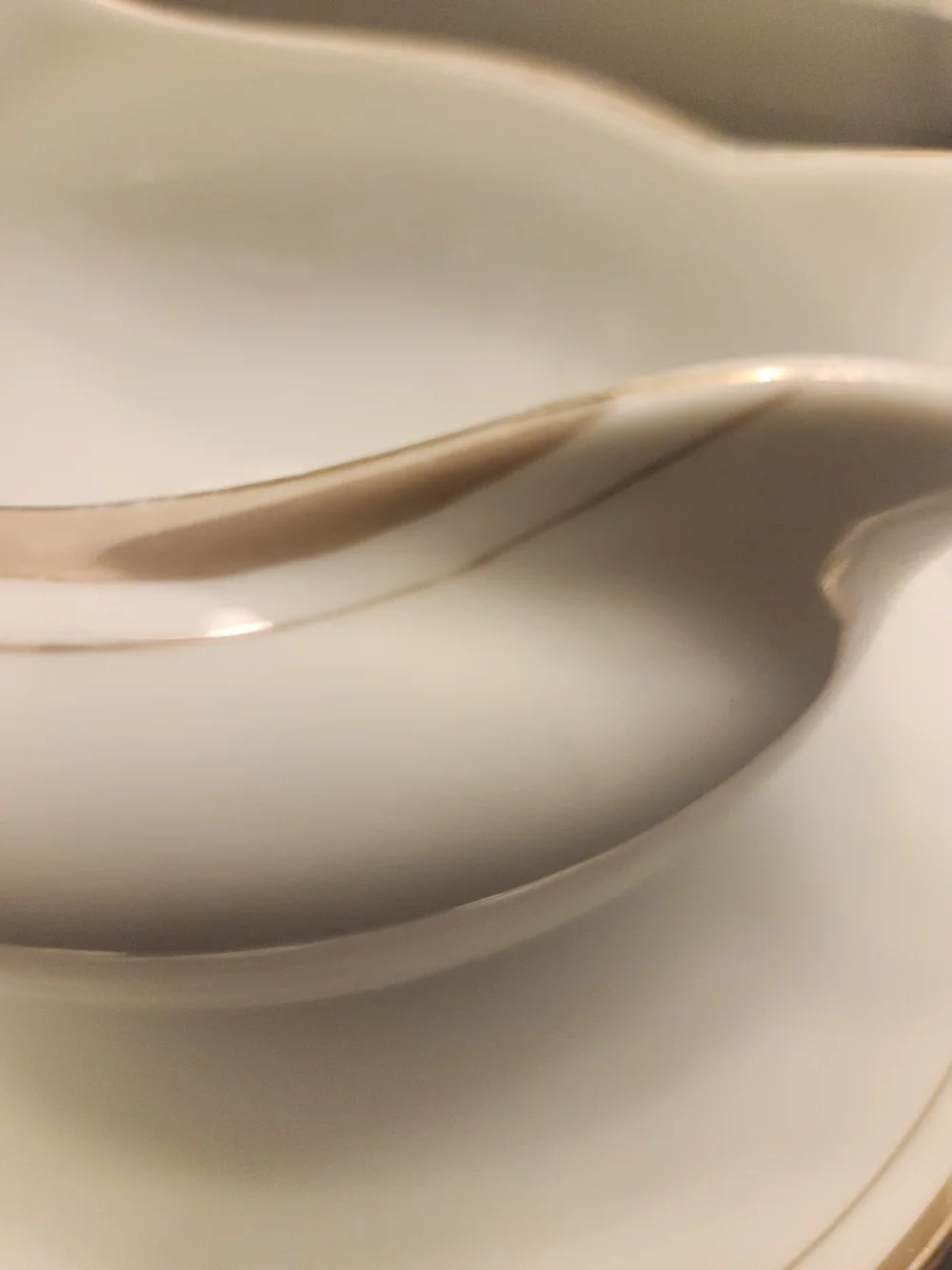 Royalton China Company refined white